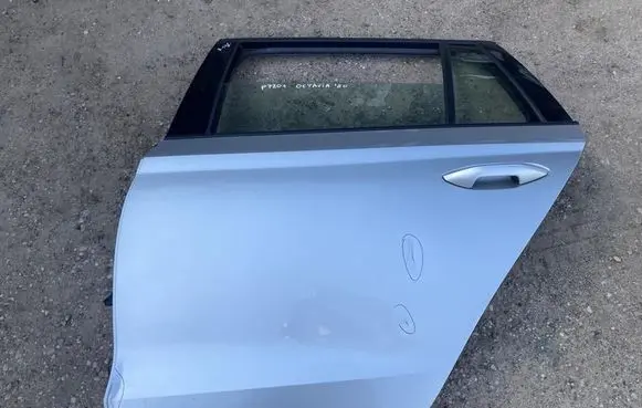 Skoda Octavia Mk4 Rear door