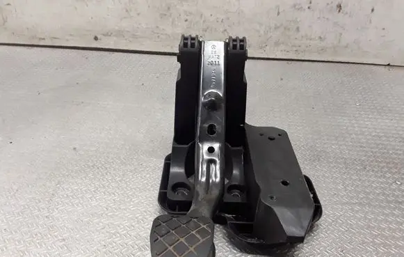 Volkswagen Polo V 6R Brake pedal 6R1721058