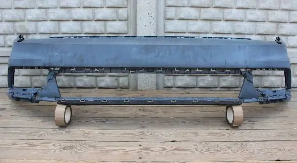 Volkswagen Passat Alltrack Front bumper 3G0807221C