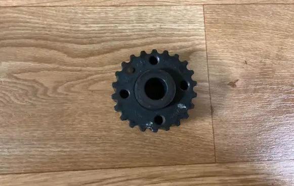 Volkswagen PASSAT B6 Crankshaft pulley 038105263H
