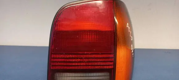 Volkswagen Polo III 6N 6N2 6NF Rear/tail lights 962558