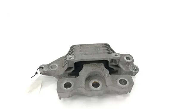 Buick Encore GX I Engine mount bracket 362