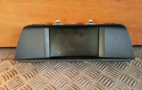 BMW 5 F10 F11 Screen/display/small screen 9241825