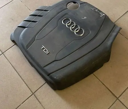 Audi Q5 SQ5 Engine cover (trim) 03L103825AB