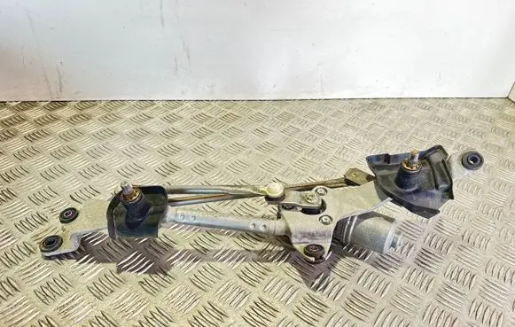 Suzuki SX4 S-Cross Front wiper linkage and motor 3811061M00