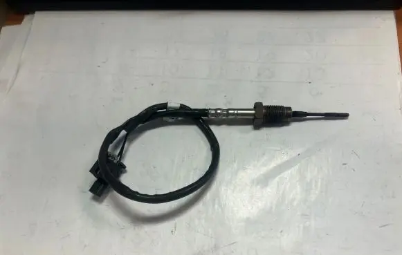 BMW 1 F20 F21 Exhaust gas temperature sensor 8589814 02B03 032657009220
