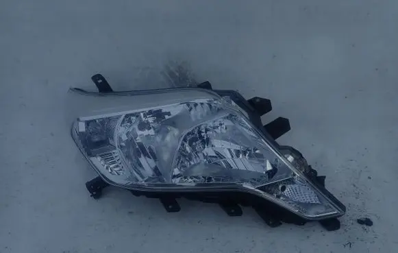 Toyota Land Cruiser (J150) Headlight/headlamp