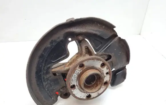 Volvo S80 Front wheel hub