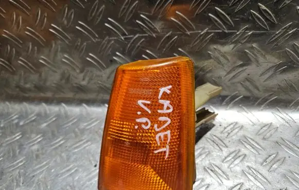 Opel Kadett E Front indicator light 6710