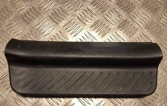 Mazda 3 I Rear sill trim cover BP4K68740 BP4K68