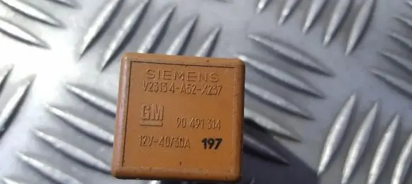Opel Zafira A Other relay gm90491314 90491314