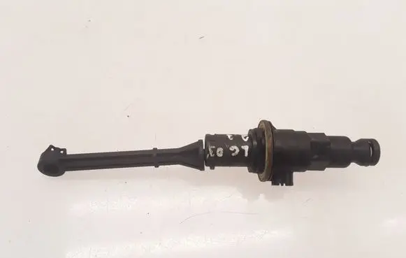 Renault Laguna II Clutch master cylinder 8200019602