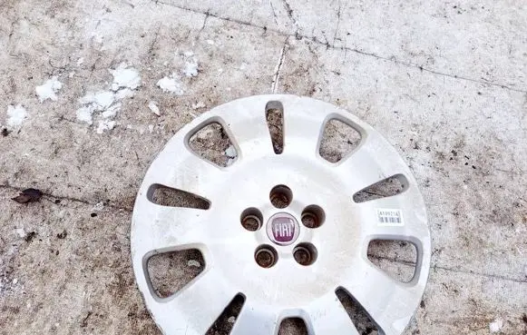 Fiat Doblo R14 wheel hub/cap/trim 51894538