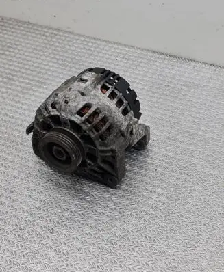 Renault Clio II Generator/alternator 2542422C 303009011 7700437090