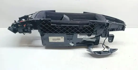 BMW 7 E65 E66 Armrest 82331671
