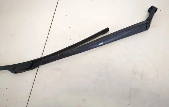 Toyota Verso Front wiper blade arm