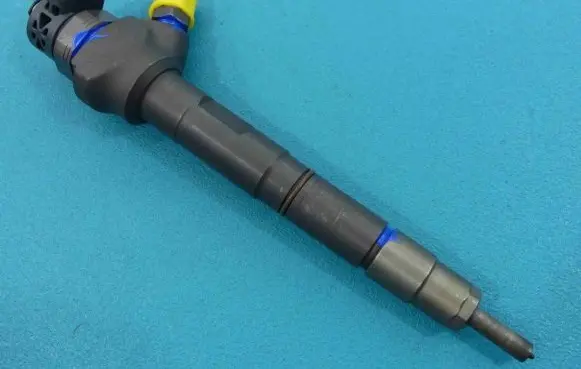 Audi A4 S4 B8 8K Fuel injector 0445110647 IMPRK1174314