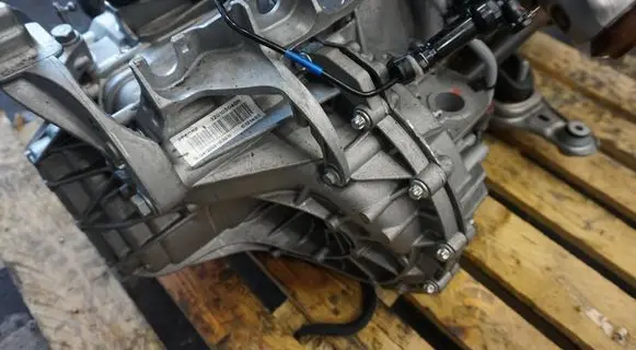 Nissan Primastar Manual 5 speed gearbox PF6082