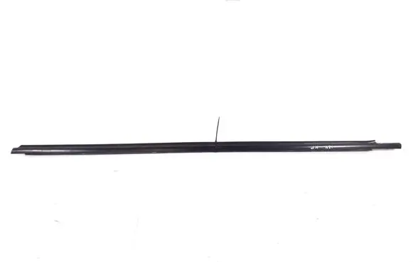 Front door glass trim molding
