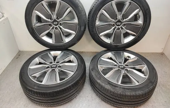 Hyundai Ioniq R17 alloy rim 52910G2300