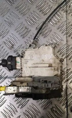 Audi A5 8T 8F Front door lock 8j2837015