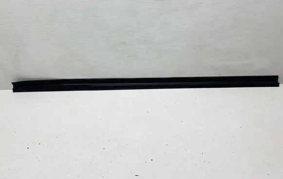 Nissan Rogue Sill/side skirt trim 5421151015