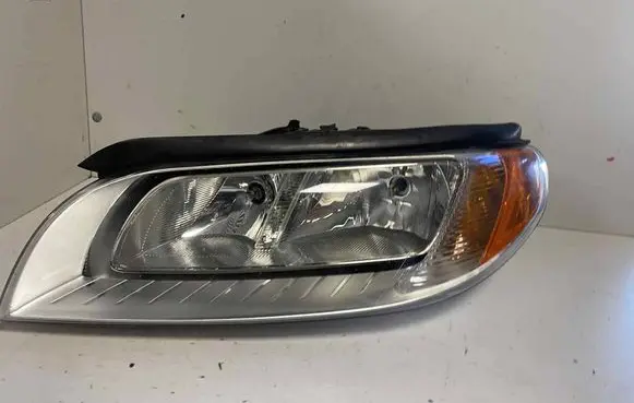 Volvo V70 Headlight/headlamp 31214353 6331100001