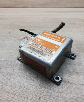 Audi A6 S6 C4 4A Airbag control unit/module 8a0959655c 0285001038