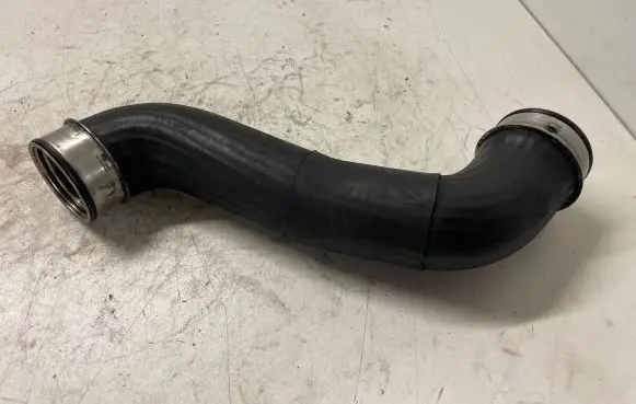 Mercedes-Benz E W211 Intercooler hose/pipe A2115283782