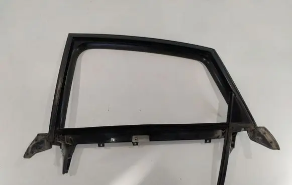Audi A6 S6 C6 4F Rear door window/glass frame 4F0867415C