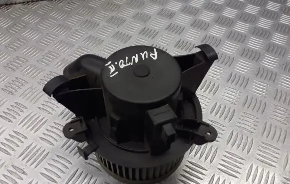 Fiat Punto (188) Front door blower motor 