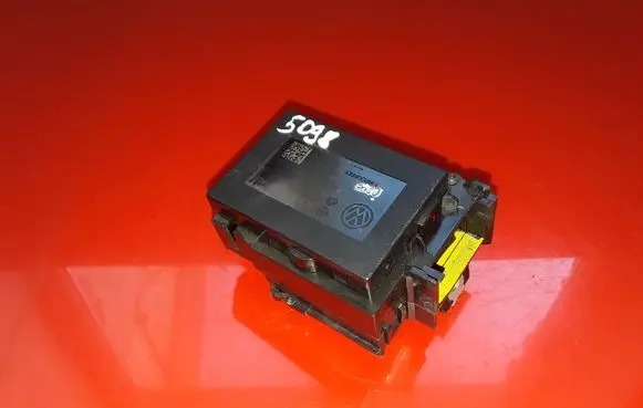Volkswagen PASSAT B7 Ignition lock 3C0905843AE 33303701 11603102886313