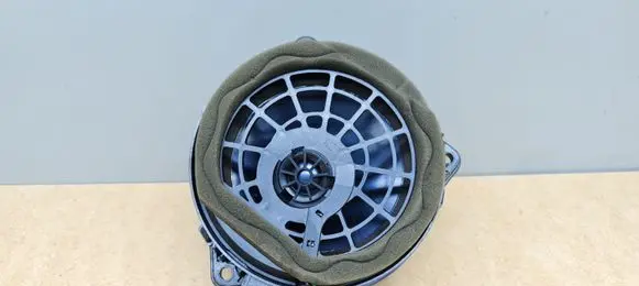 Mercedes-Benz CLK A209 C209 Front door speaker A2038205802