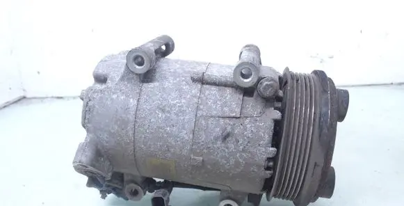 Ford Focus Air conditioning (A/C) compressor (pump) 3M5H19D629KF