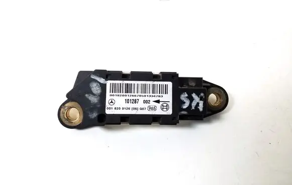 Mercedes-Benz Vito Viano W639 Airbag deployment crash/impact sensor A0018209126