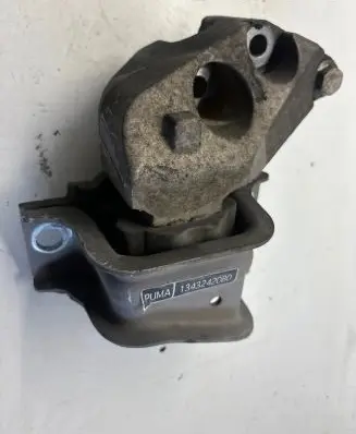 Peugeot Boxer Engine mount bracket 1343242080