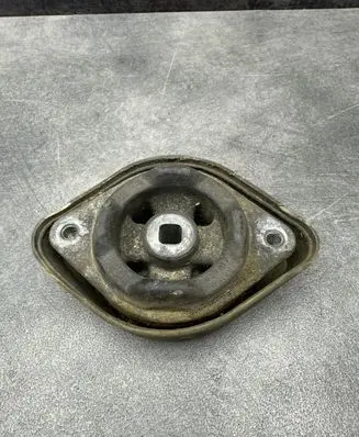 Audi A4 S4 B5 8D Gearbox mount 8D0399151