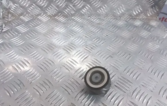 Mercedes-Benz Sprinter W906 Belt tensioner pulley A6512000770