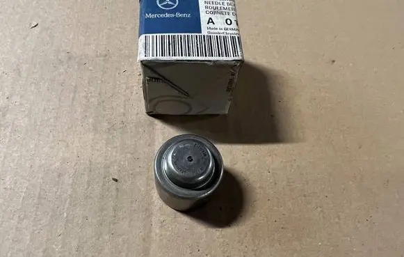 Mercedes-Benz C W202 clutch release bearing A0189812510