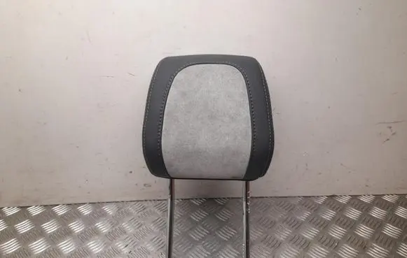 Peugeot 508 II Front seat headrest 302201