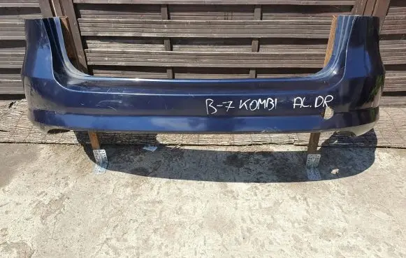 Volkswagen PASSAT B7 Front bumper 000369