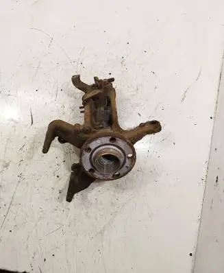 Skoda Fabia Mk2 (5J) Front wheel hub spindle knuckle