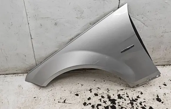 Mercedes-Benz C W204 Fender BLLPMBW204