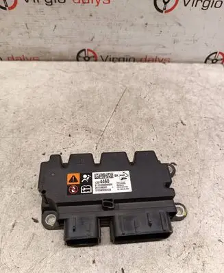 Chevrolet Cruze II Airbag control unit/module 8110100000000X 13514460 13163490