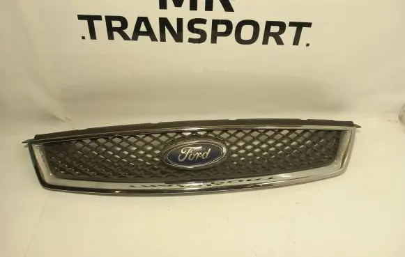 Ford Focus Front bumper upper radiator grill 4m518c436b 4M518280D 4M516138B