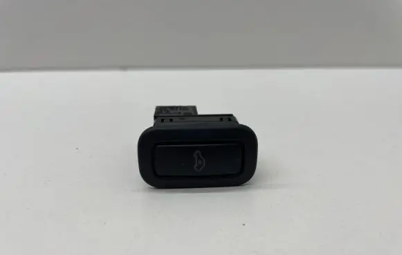 Volkswagen Jetta V Alarm switch 6Q0962109