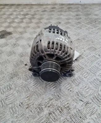 Volkswagen Touran I Generator/alternator 06F903023C
