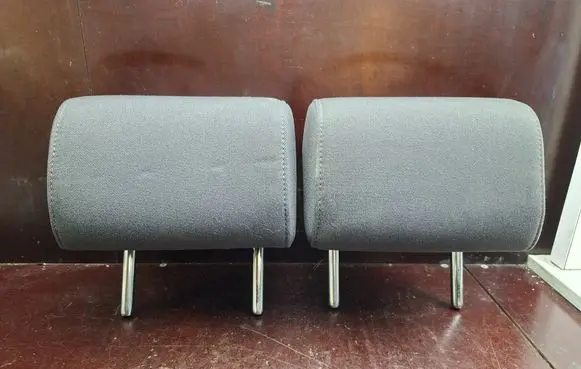 Audi A3 S3 8P Front seat headrest 