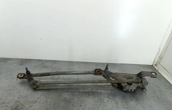 Ford Focus Front wiper linkage 