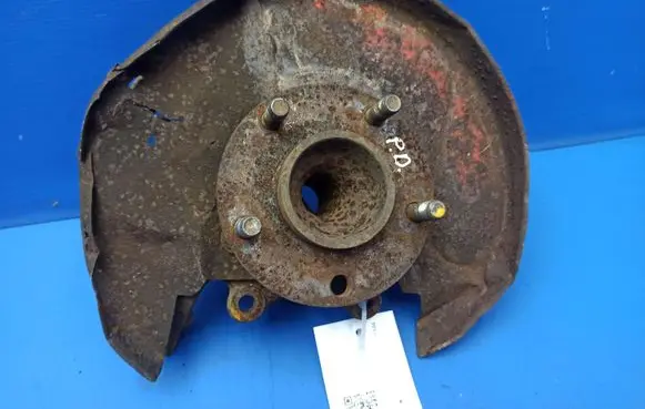 Jaguar XJ X308 Front wheel hub